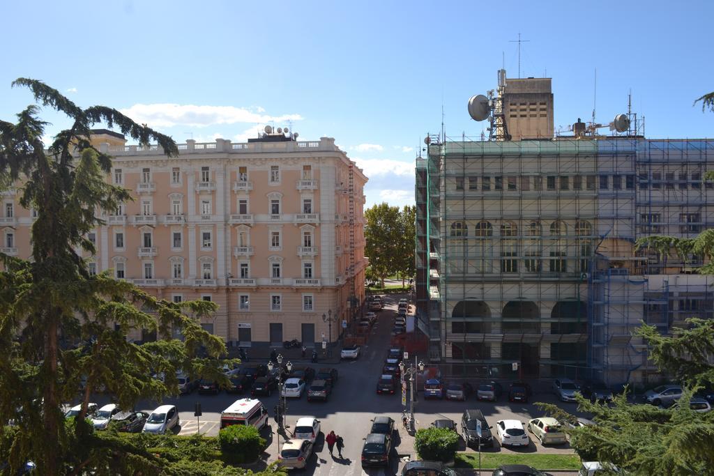 La Maison Du Paradis Apartment Salerno Exterior photo